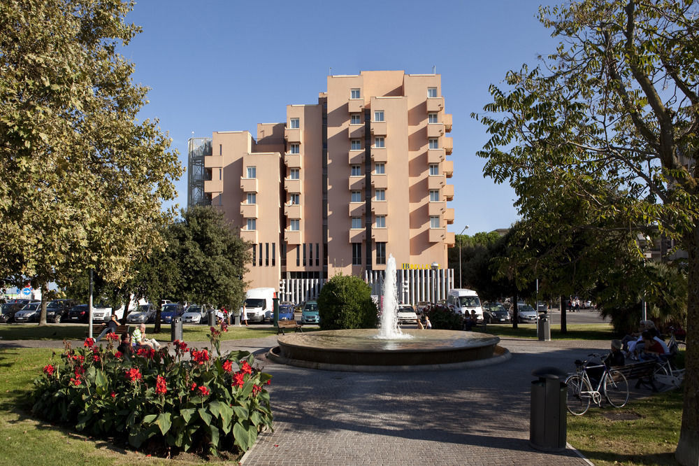 Hotel Bellevue Rimini Exterior photo